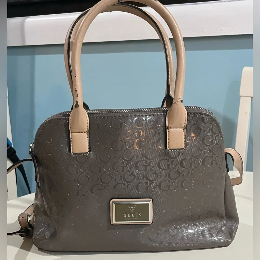 Guess monogram bag, taupe